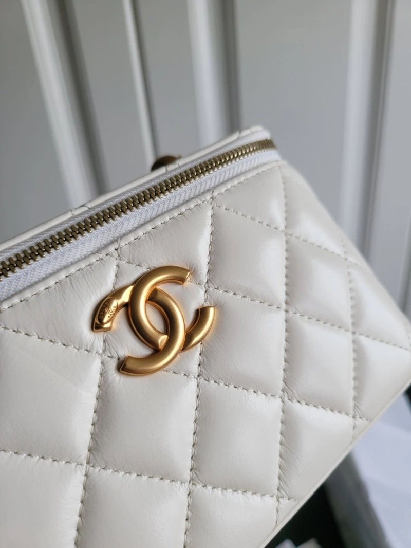 Chanel Cosmetic Bags 4017-0042