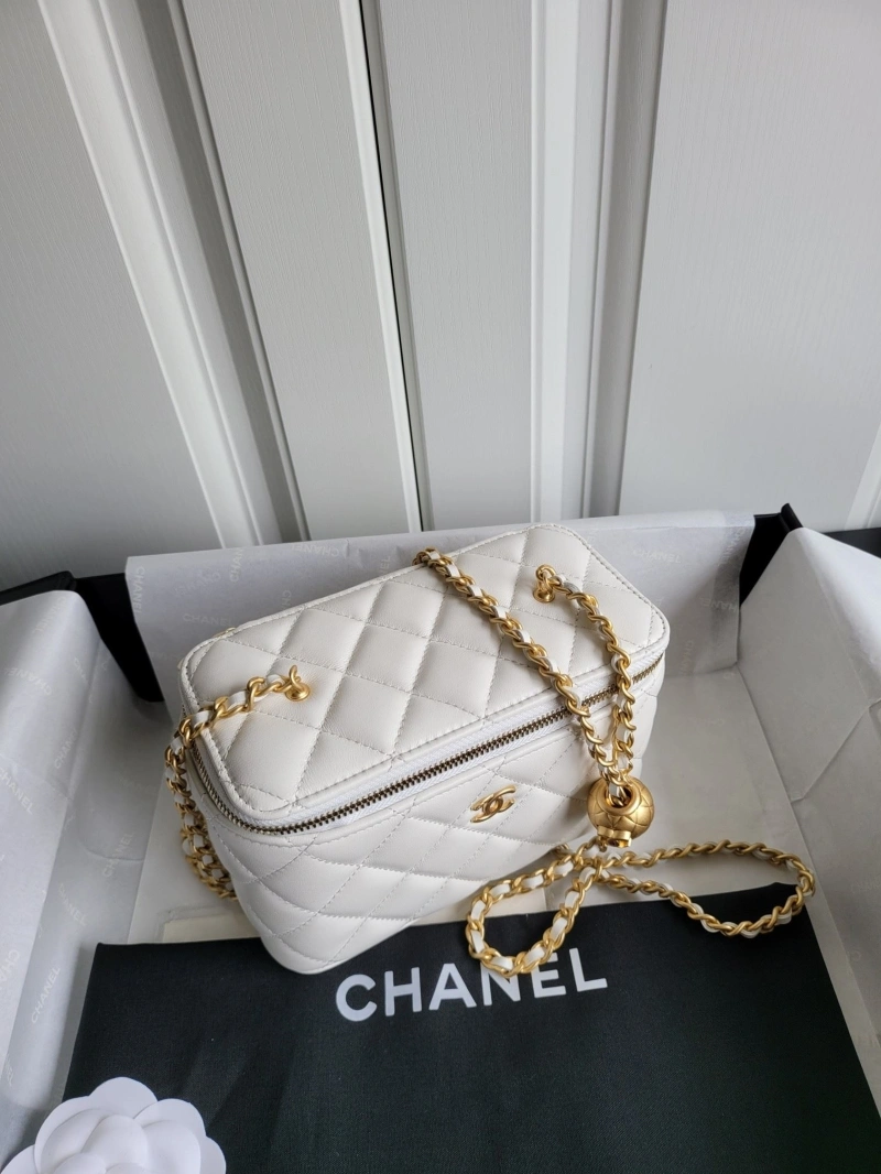 Chanel Cosmetic Bags 4017-0043