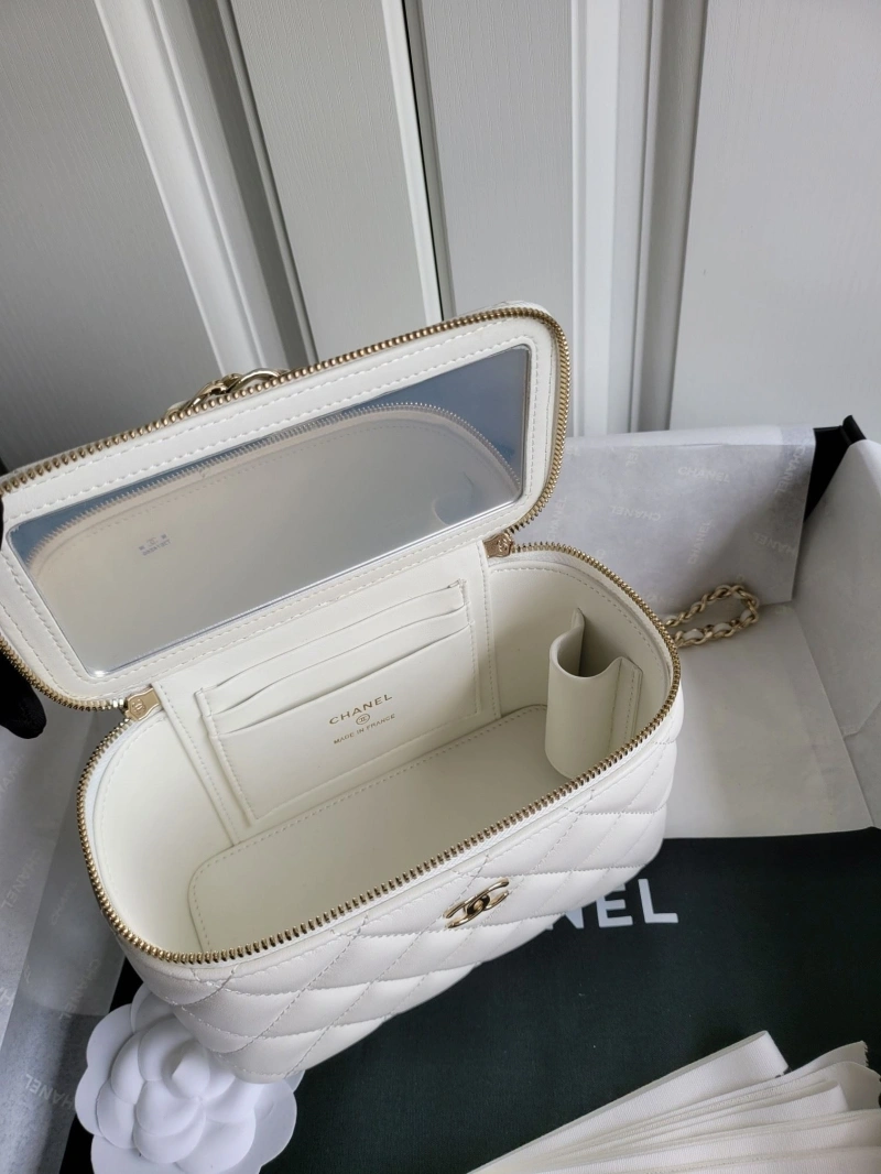 Chanel Cosmetic Bags 4017-0046
