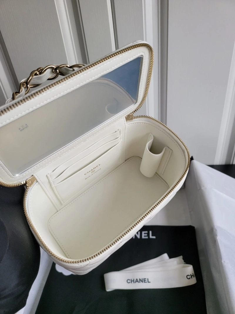 Chanel Cosmetic Bags 4017-0046