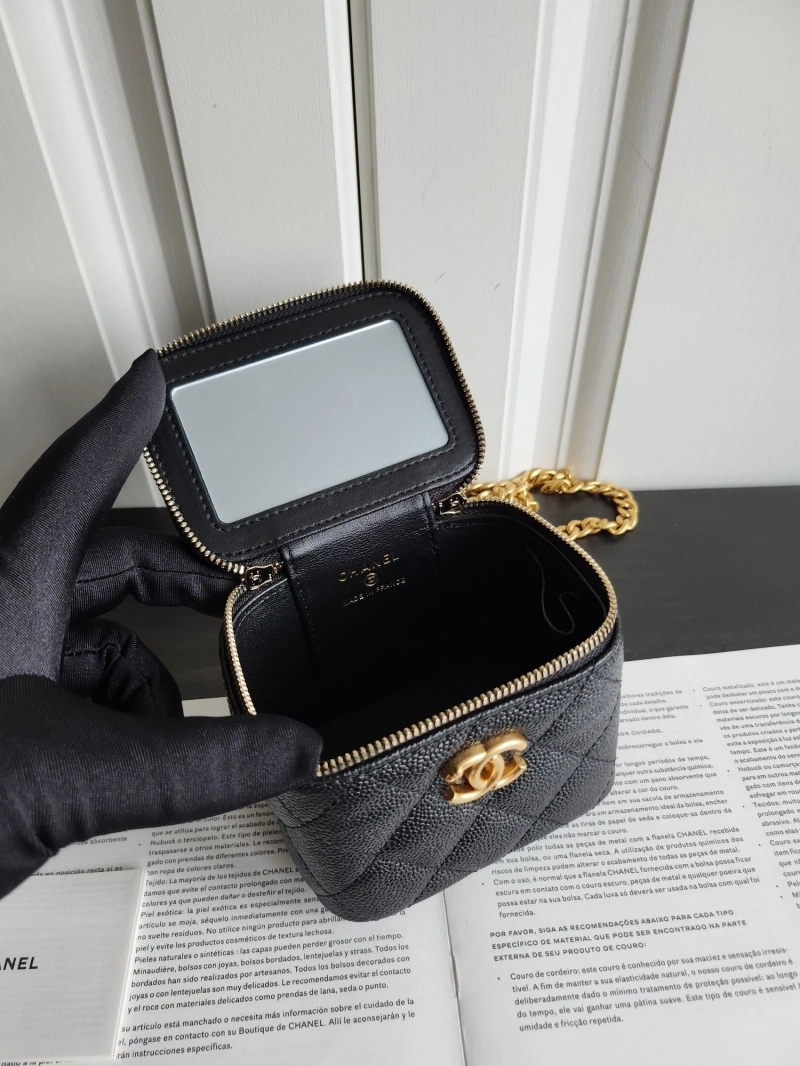 Chanel Cosmetic Bags 4017-0076