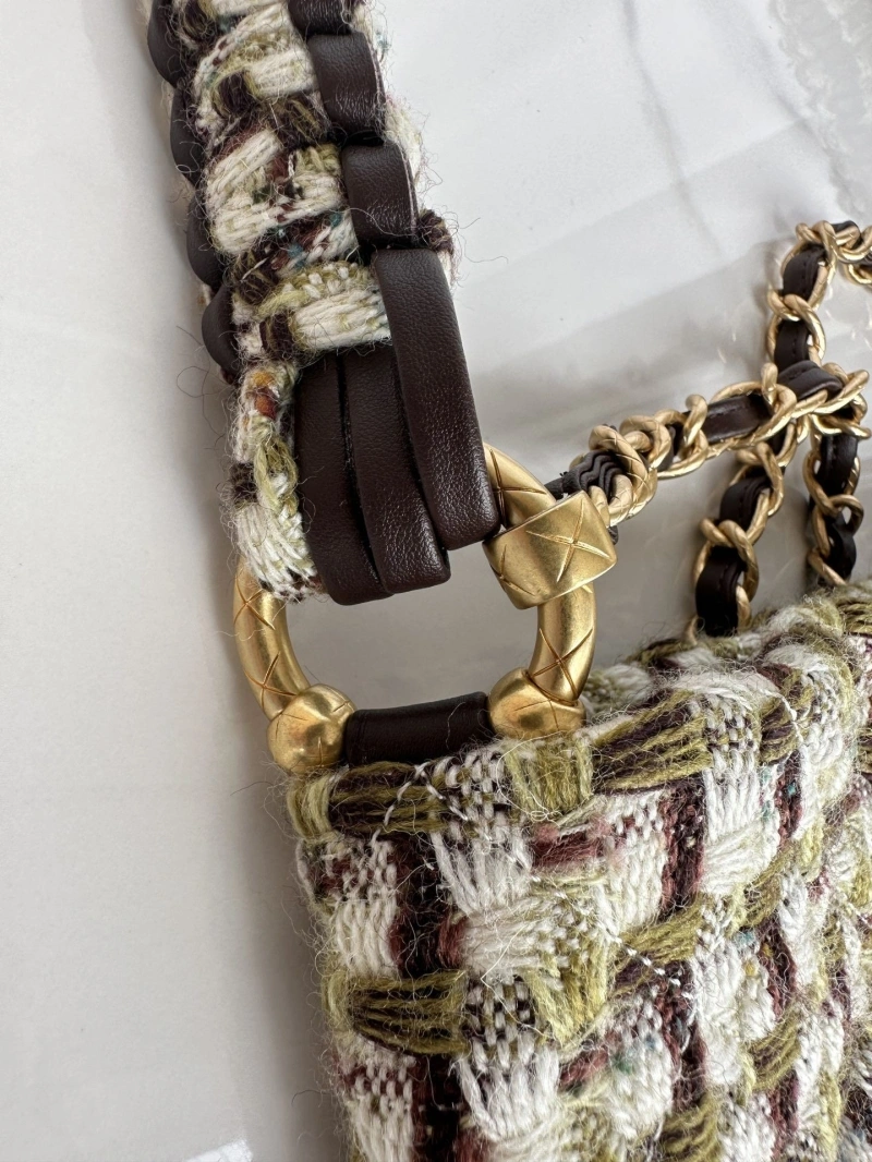 Chanel Shopping Bags 4017-0167