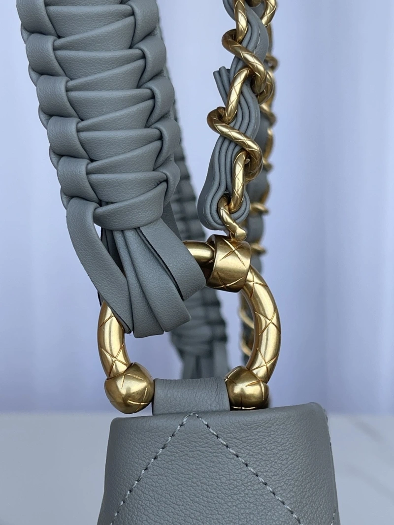 Chanel Shopping Bags 4017-0169