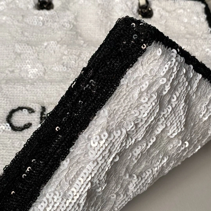 Chanel Shopping Bags 4017-0188