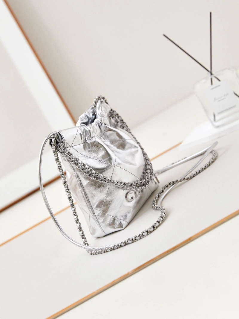 Chanel Shopping Bags 4017-0196