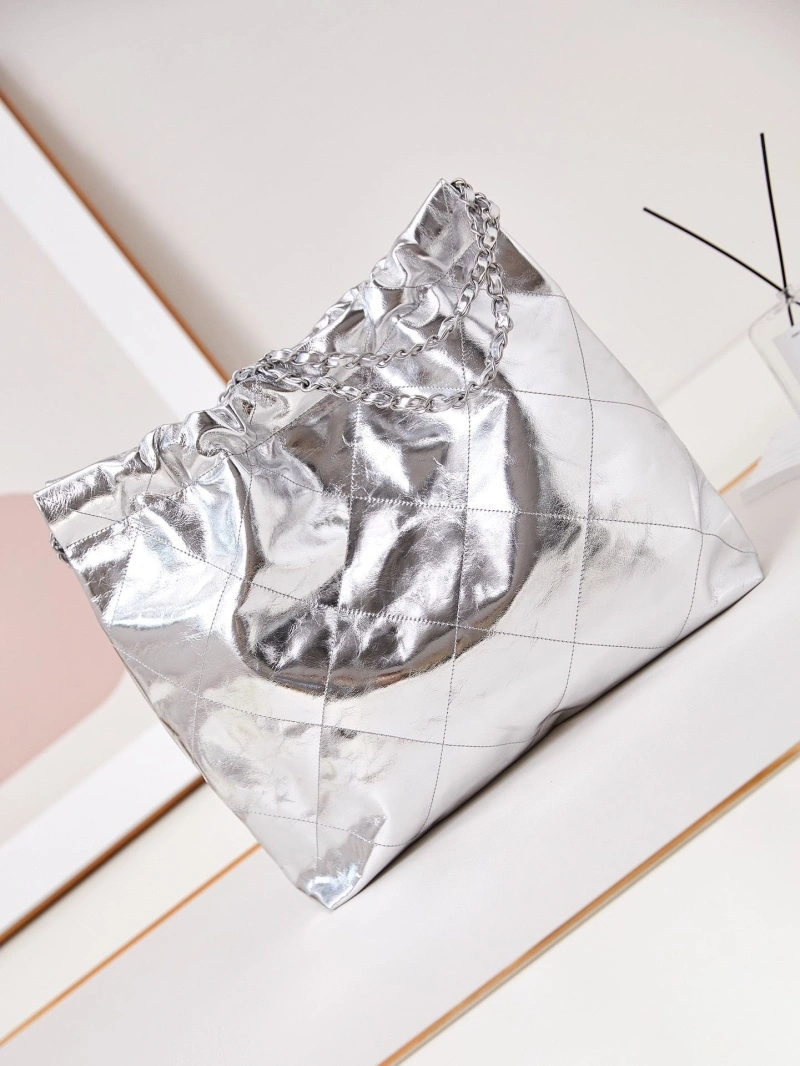 Chanel Shopping Bags 4017-0206