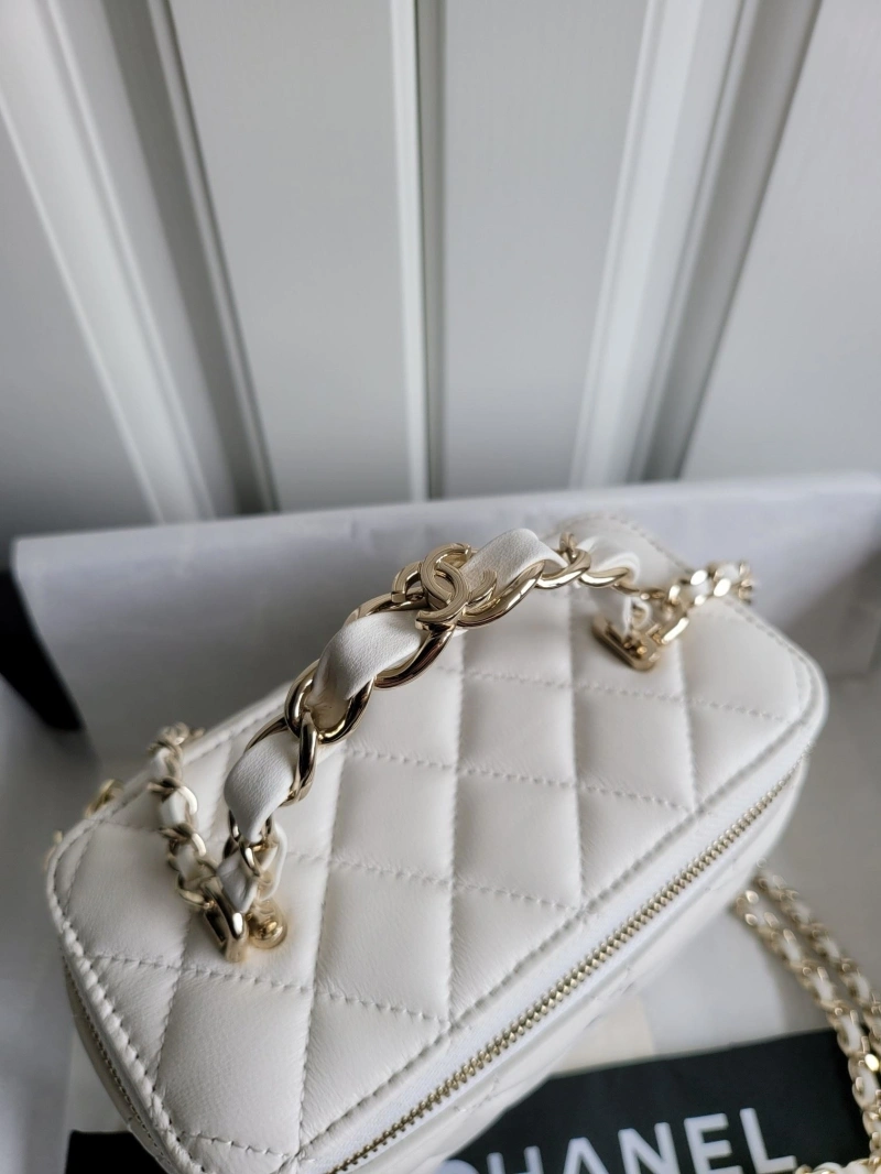 Chanel Cosmetic Bags 4017-0225