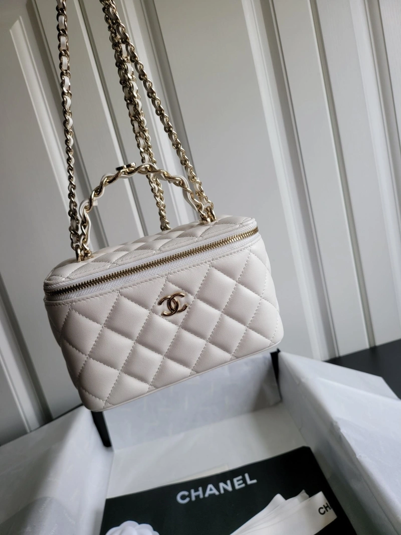 Chanel Cosmetic Bags 4017-0225