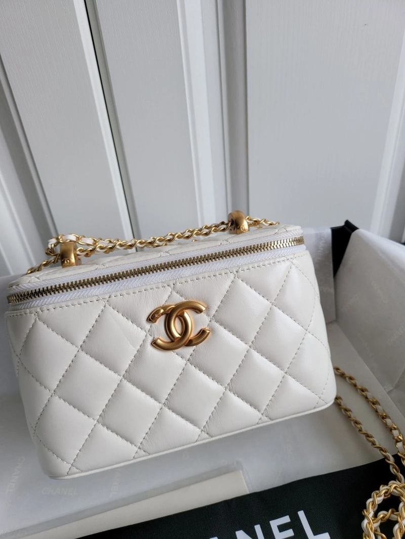 Chanel Cosmetic Bags 4017-0228