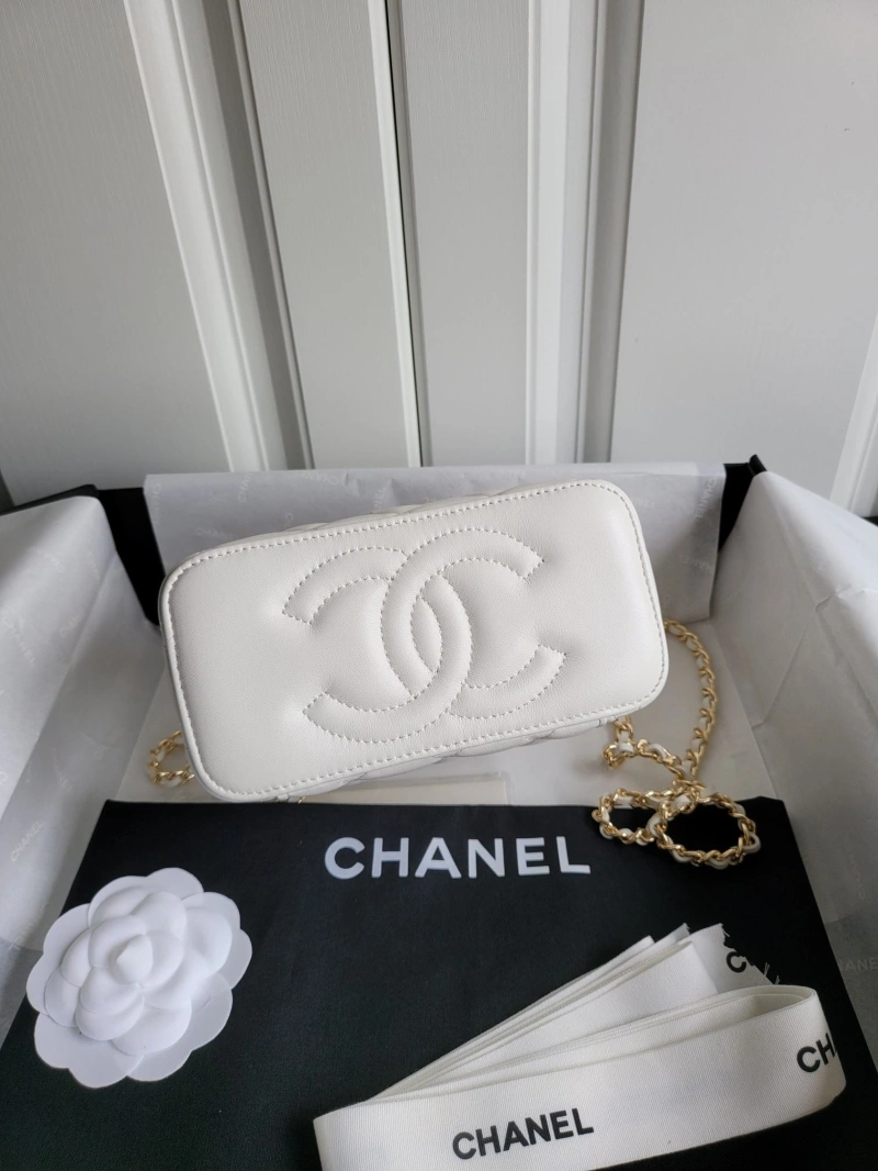 Chanel Cosmetic Bags 4017-0229