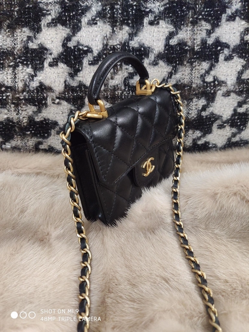 Chanel Cosmetic Bags 4017-0235