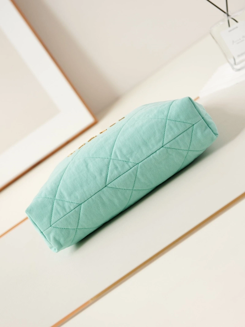 Chanel Shopping Bags 4017-0260