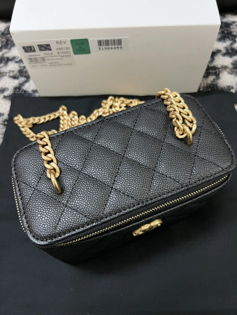 Chanel Cosmetic Bags 4017-0348
