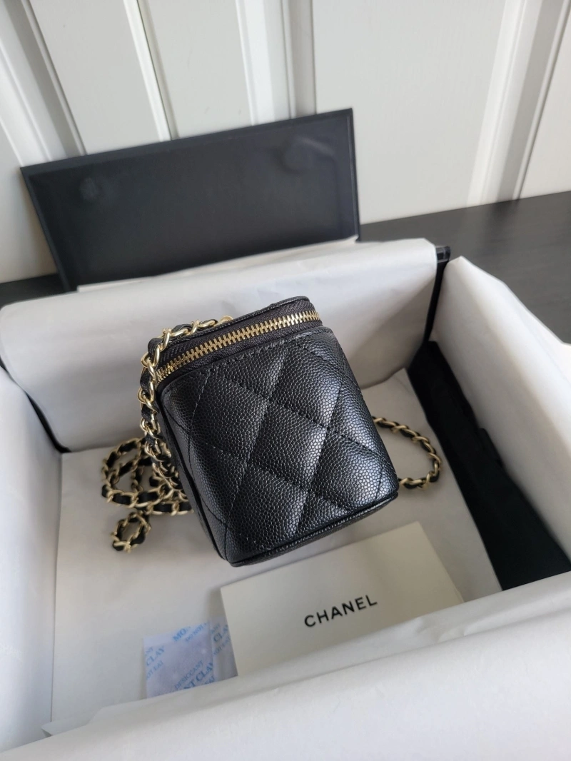 Chanel Cosmetic Bags 4017-0361