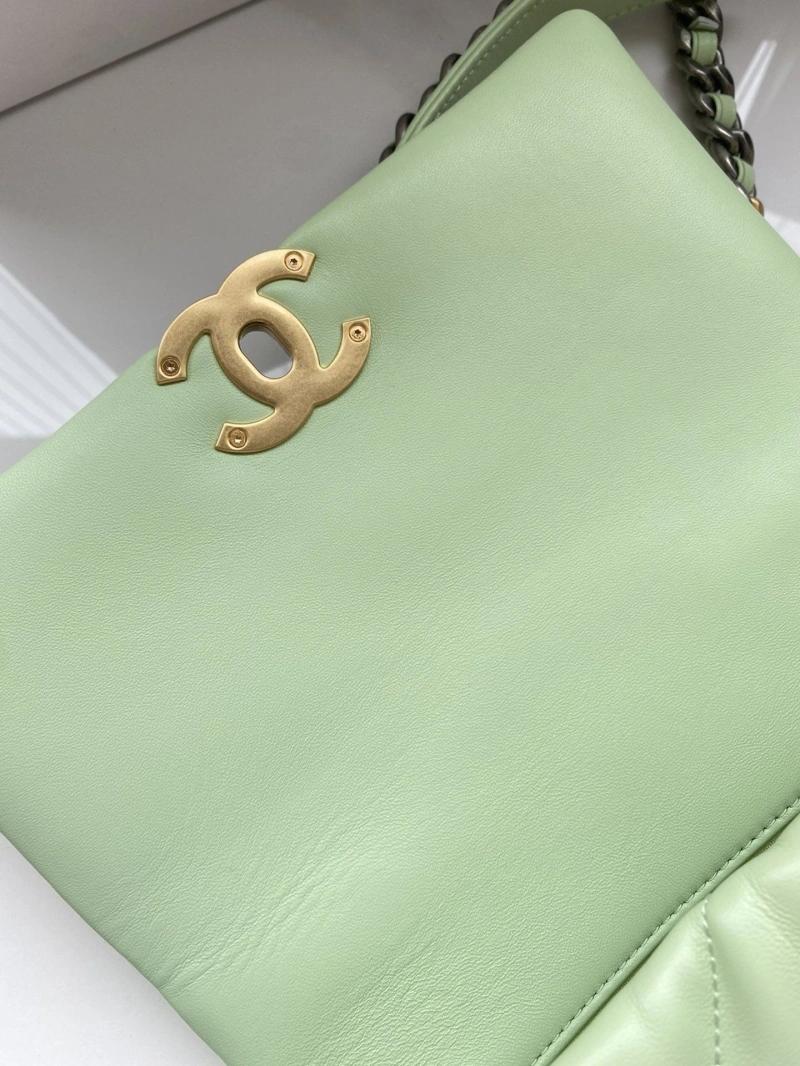 Chanel 19 Bags 4017-0381