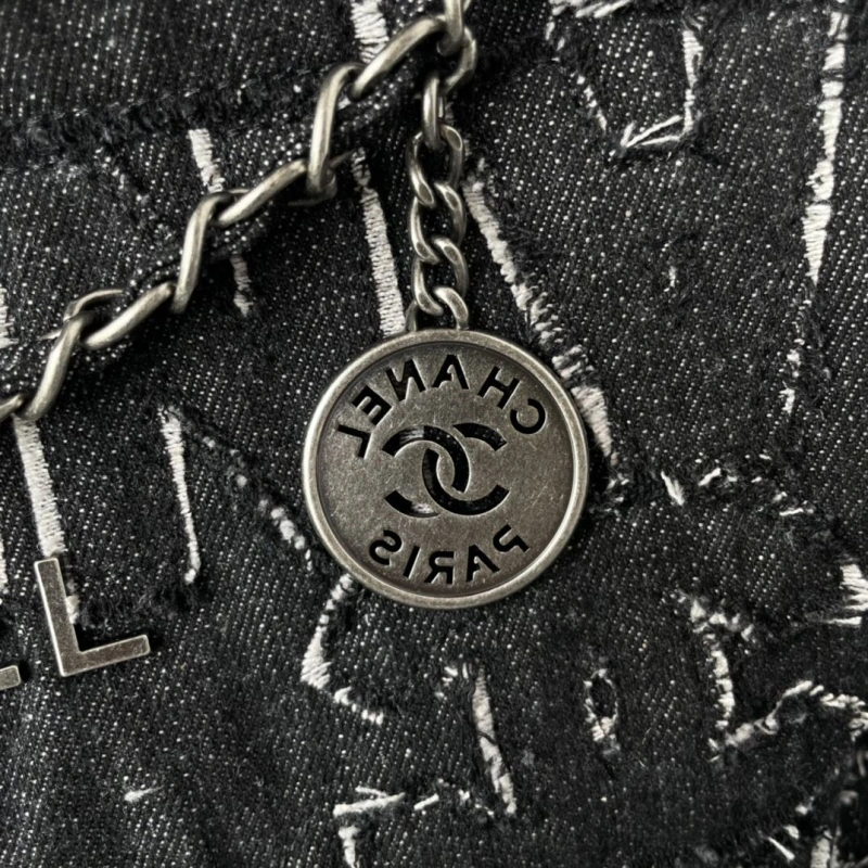 Chanel Shopping Bags 4017-0383