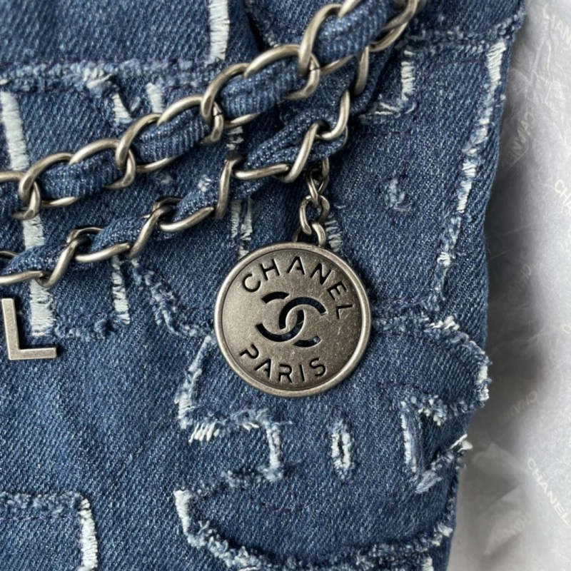 Chanel Shopping Bags 4017-0384