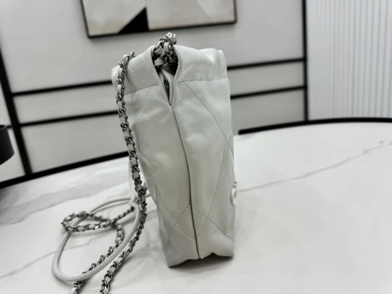 Chanel Shopping Bags 4017-0391