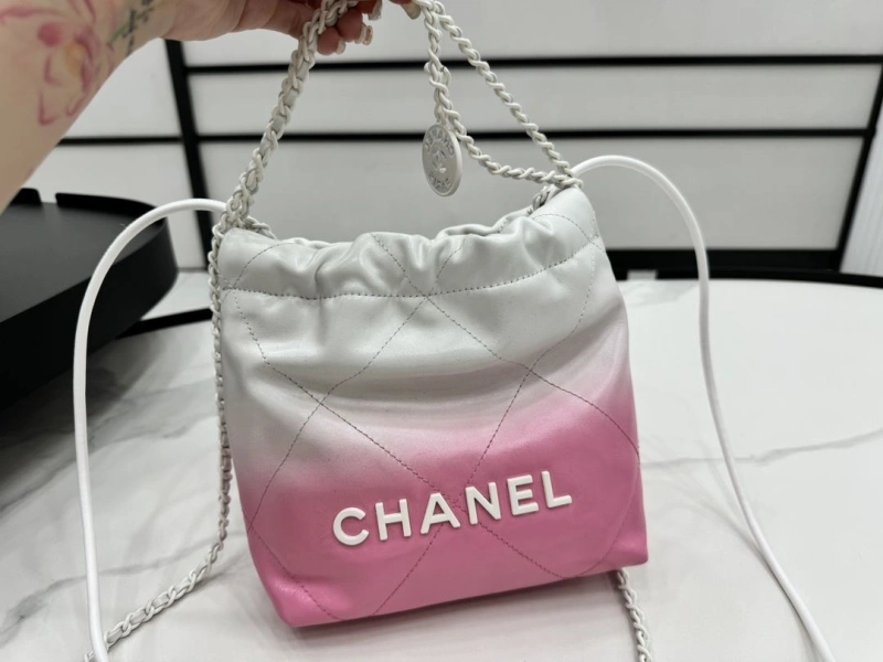 Chanel Shopping Bags 4017-0395