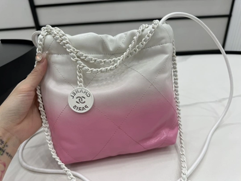 Chanel Shopping Bags 4017-0395