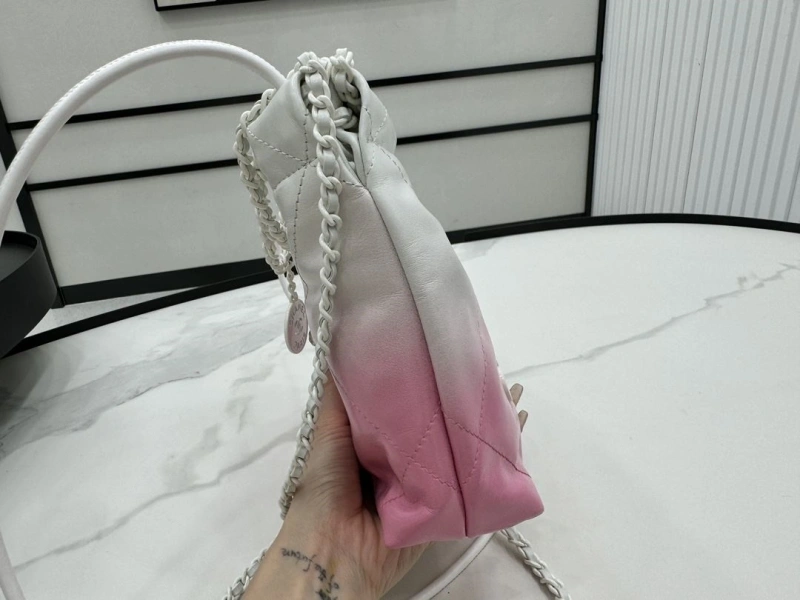 Chanel Shopping Bags 4017-0395