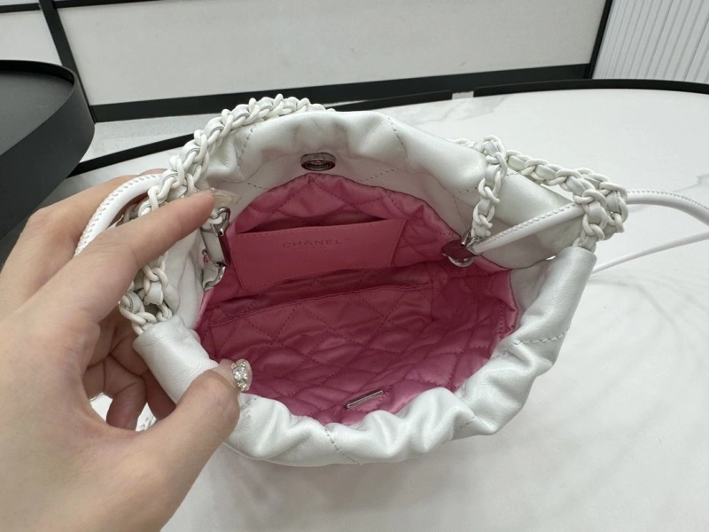 Chanel Shopping Bags 4017-0395