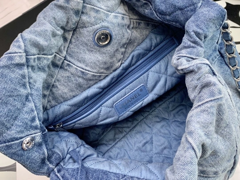 Chanel Shopping Bags 4017-0397