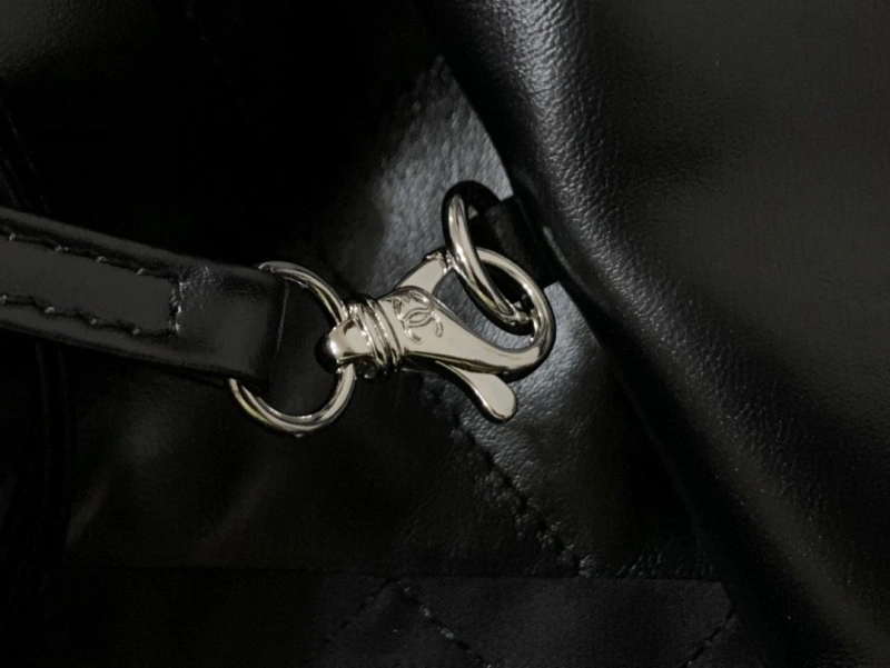 Chanel Shopping Bags 4017-0398