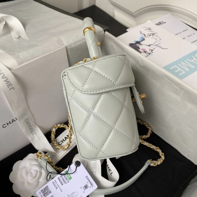 Chanel Cosmetic Bags 4017-0421