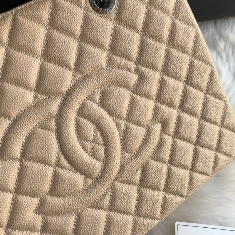 Chanel Shopping Bags 4017-0444