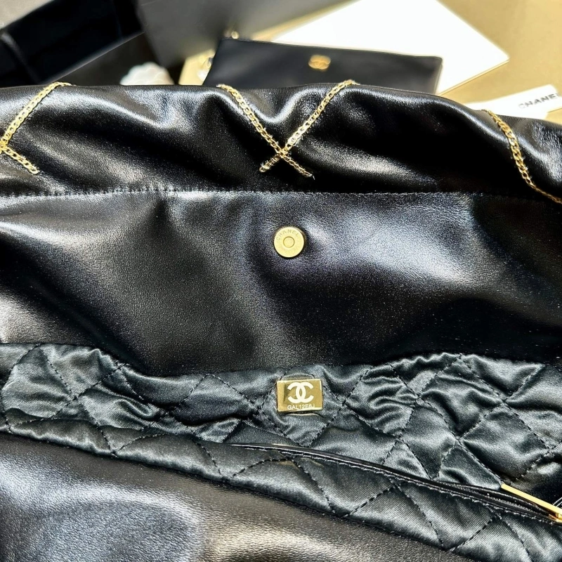 Chanel Shopping Bags 4017-0449