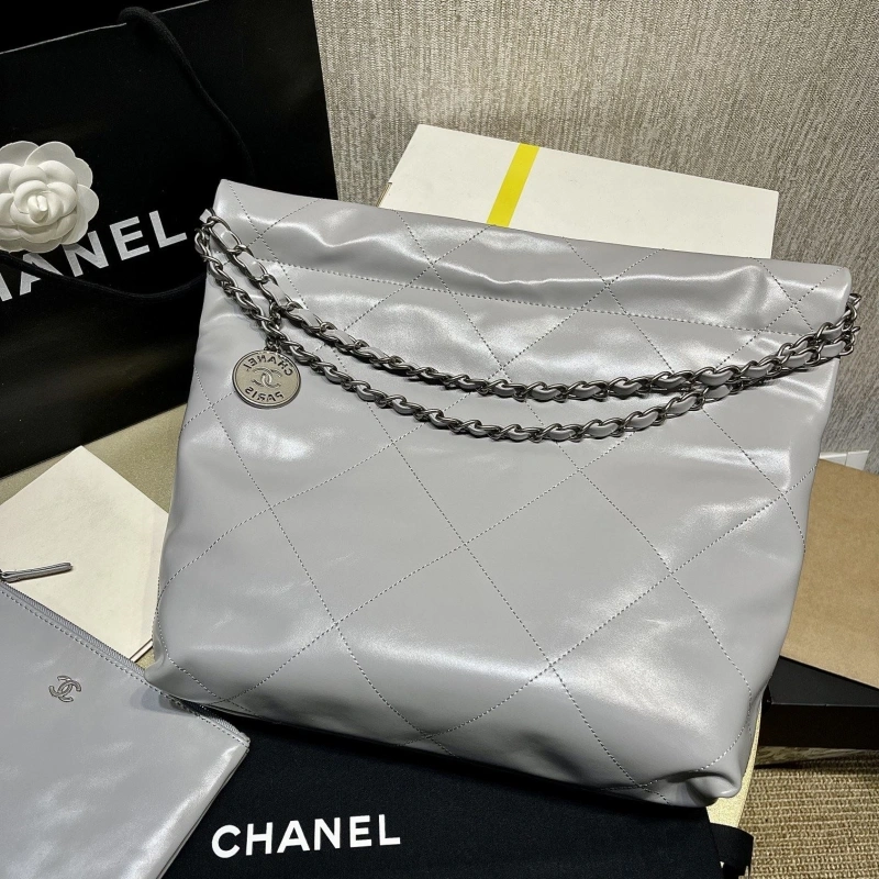 Chanel Shopping Bags 4017-0456