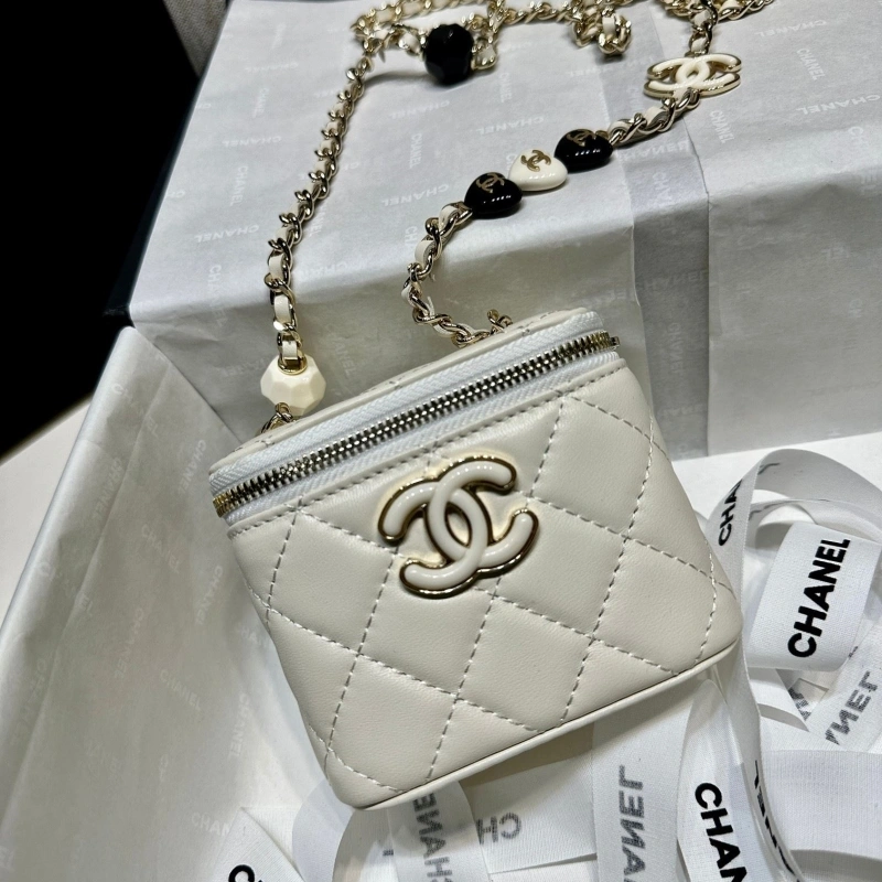 Chanel Cosmetic Bags 4017-0464