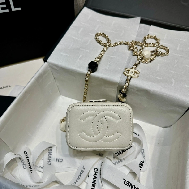 Chanel Cosmetic Bags 4017-0464