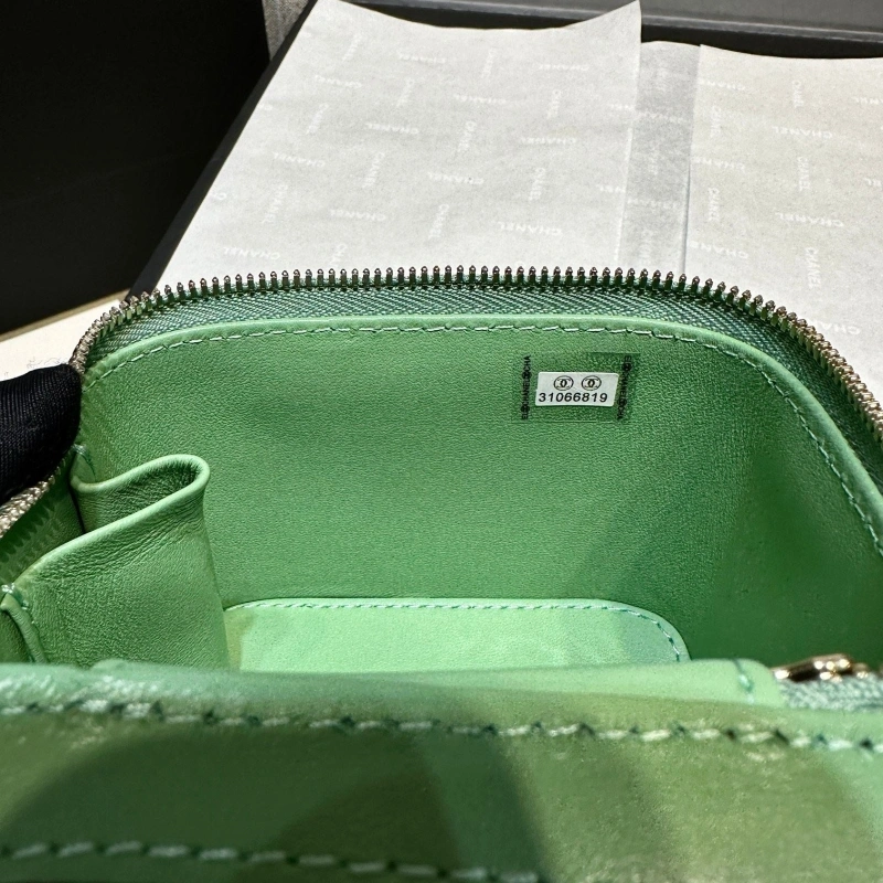 Chanel Cosmetic Bags 4017-0467