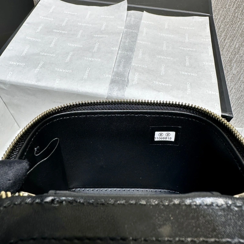 Chanel Cosmetic Bags 4017-0468