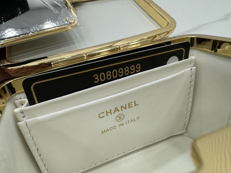 Chanel Cosmetic Bags 4017-0494