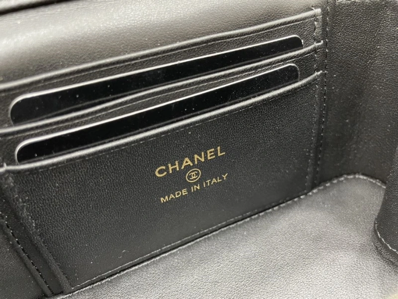Chanel Cosmetic Bags 4017-0510