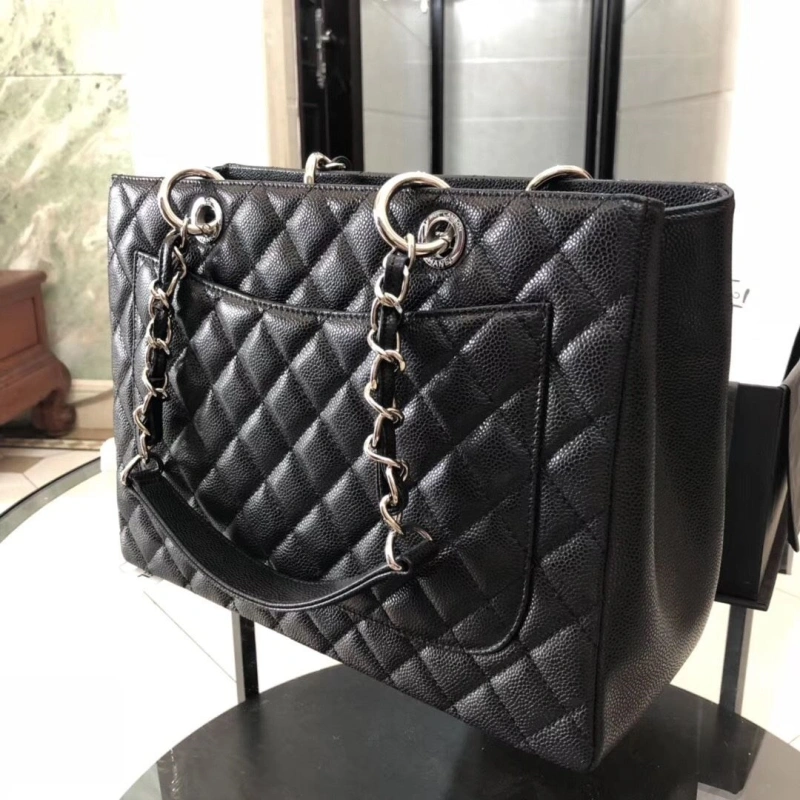 Chanel Shopping Bags 4017-0611