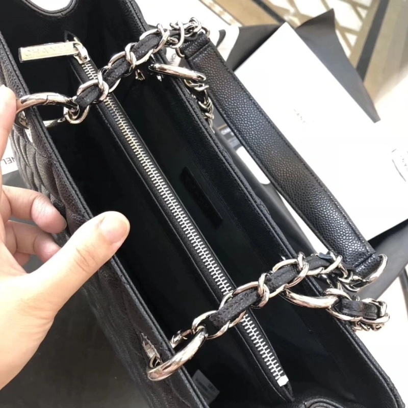 Chanel Shopping Bags 4017-0611