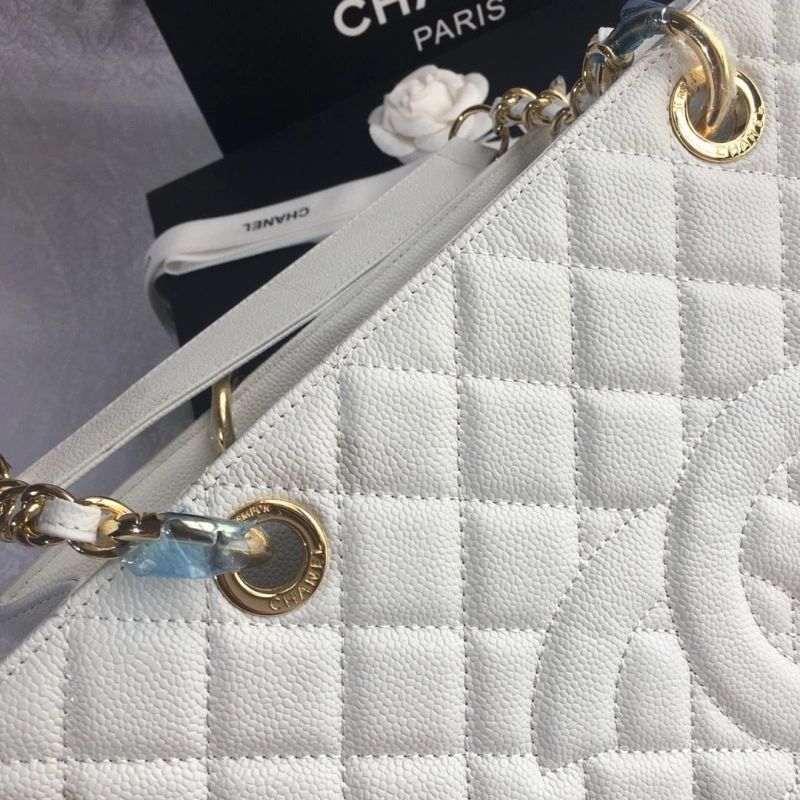Chanel Shopping Bags 4017-0615