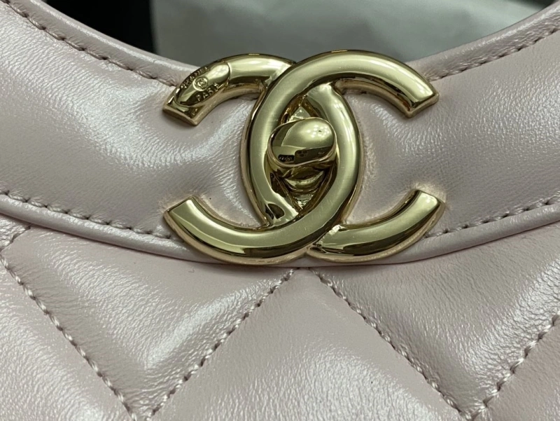 Chanel Shopping Bags 4017-0656