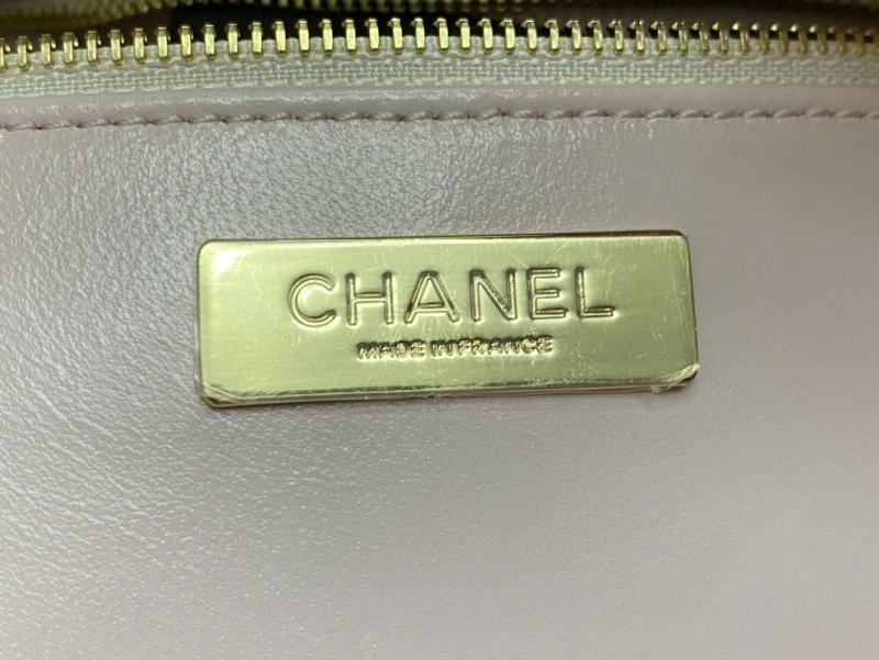 Chanel Shopping Bags 4017-0656