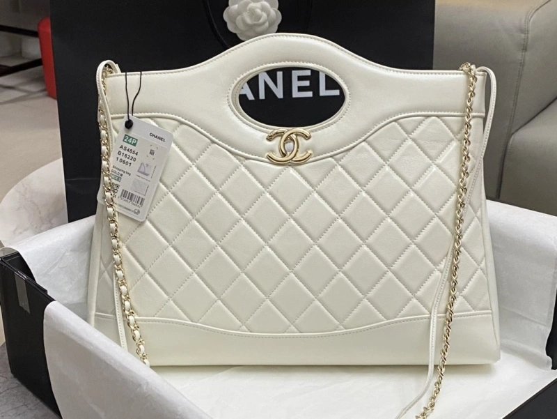 Chanel Shopping Bags 4017-0658