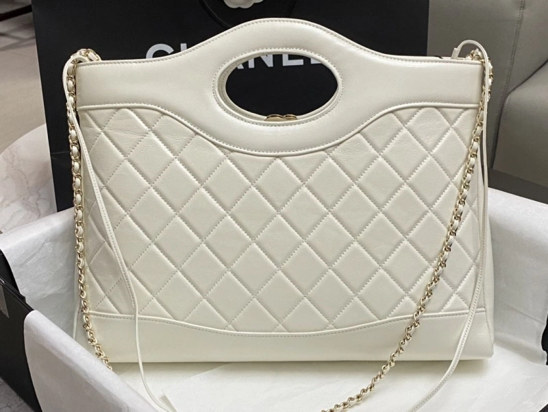 Chanel Shopping Bags 4017-0658