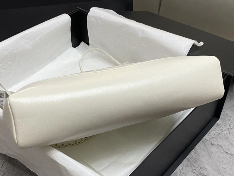 Chanel Shopping Bags 4017-0658