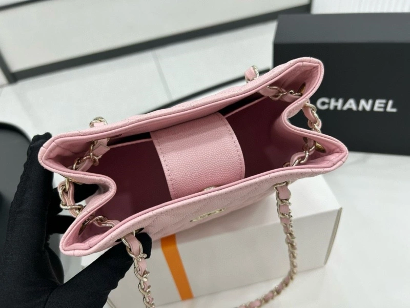 Chanel Shopping Bags 4017-0667
