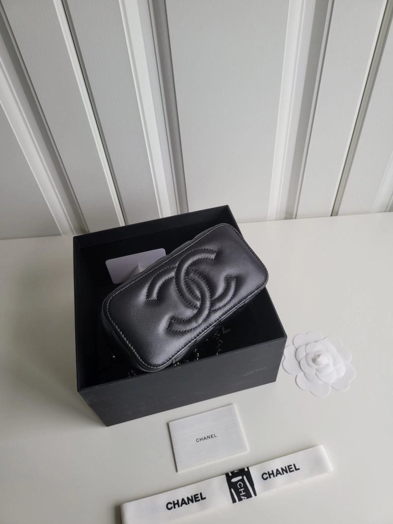 Chanel Cosmetic Bags 4017-0677