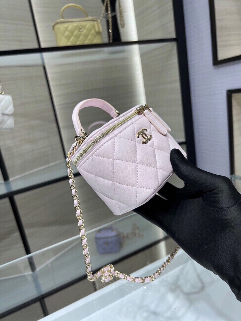 Chanel Cosmetic Bags 4017-0699