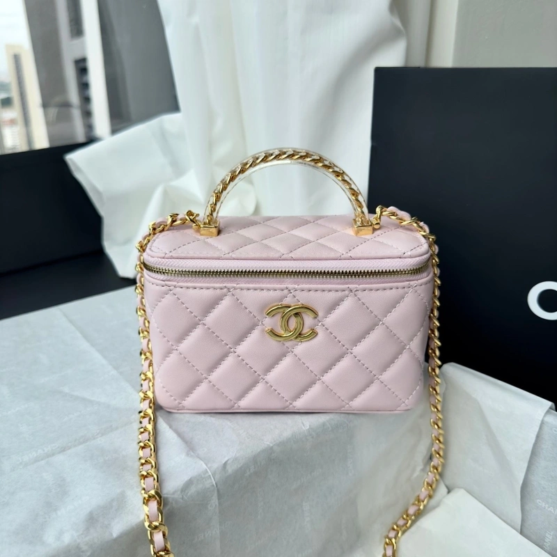 Chanel Cosmetic Bags 4017-0760
